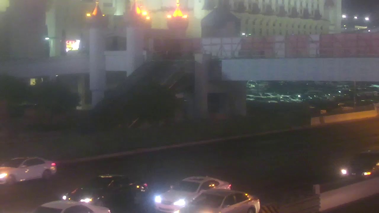 Las Vegas Shooting Traffic camera 1000PM 100AM (Excalibur) YouTube