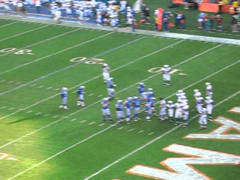 DeAndre Levy 30 Yard Interception for Touchdown