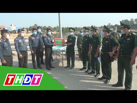 Video Đoàn đại diện Lực lượng Vũ trang tỉnh Prâyveng chúc... - youtube