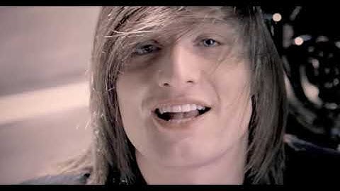 Cute Is What We Aim For: The Curse Of Curves [OFFICIAL VIDEO]