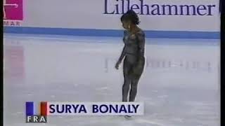 SURYA BONALY( 1st time doing her trademark back flip)1994 Olympics figure skating exhibition Resimi