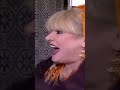 راح يزور حماته اللي مبتطقهوش  أزمة سكر