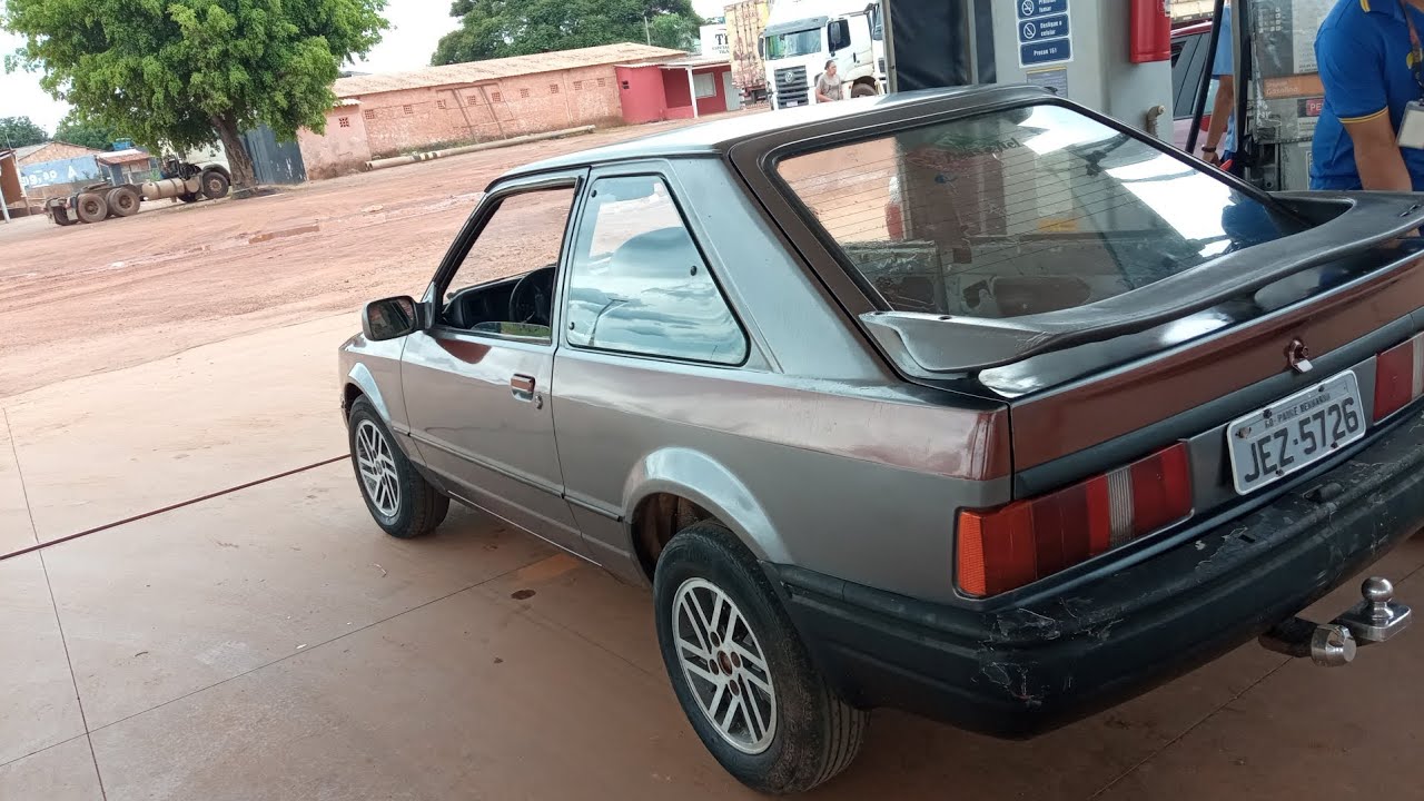 MANUTENÇÃO NO AÇOALHO DO ESCORT L 1.6 CHT 1990