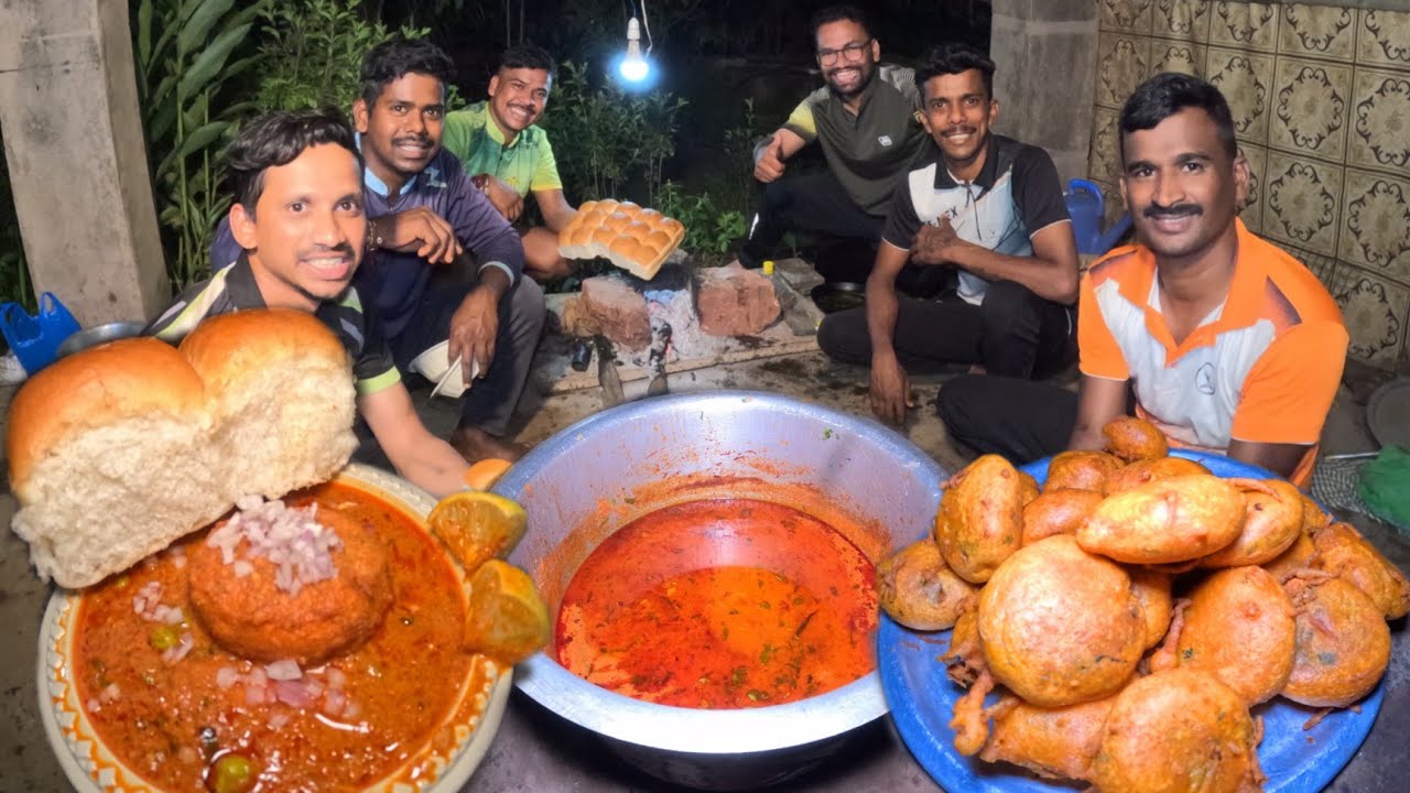 गावाकडचा स्पेशल कट-वडा..😋 | पहा कॅमेरा मागचे उपाशी कार्यकर्ते..😜 | Village Style Cooking | UMM