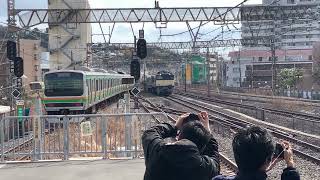 E217系Y-46編成廃車回送EF64-1030号機牽引　戸塚駅通過