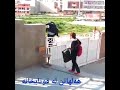 هروب بنات عراقيات من المدرسه !!  عجيب