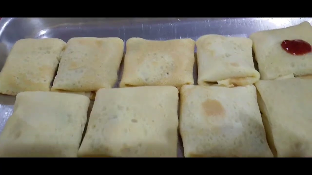 Preparing cutting parsley leaves and coriander leaves for my bake bread filling with chicken