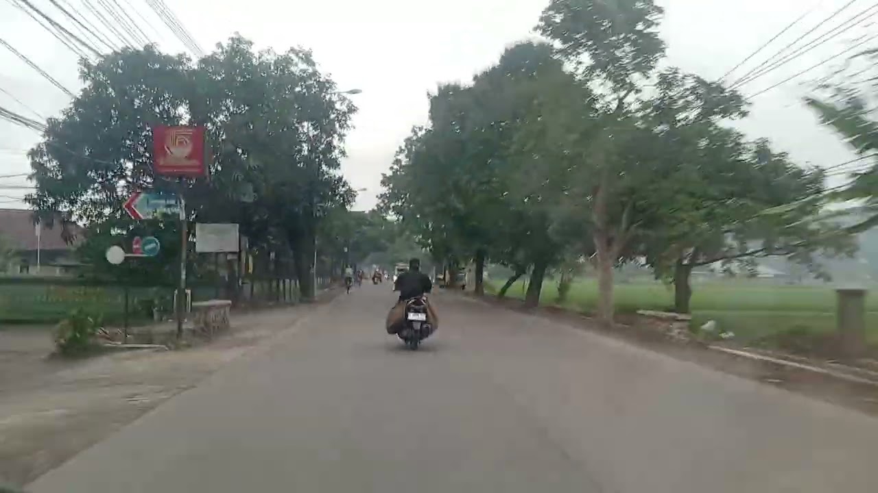 Masih di jalan untuk menemui kekasih yang jauh kawan,,😁😁😁