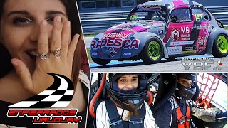 De copilota en un auto de carrera!!