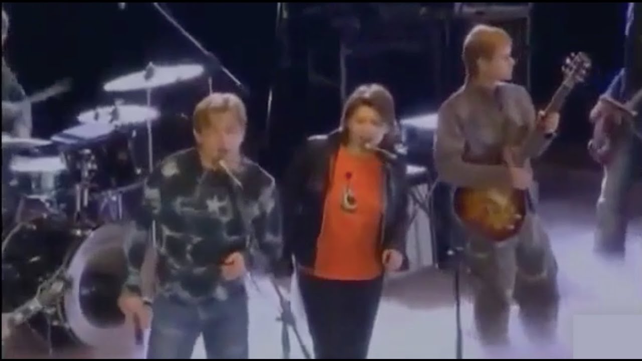 Диана Арбенина и Би2 в фильме "Московская история" - YouTube