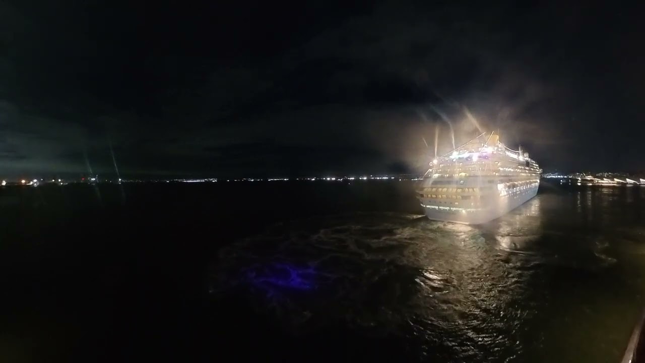 🎆 Rio de Janeiro: Costa Favolosa parte il 31https:https://www.liberepassioni.ithttps://www.liberepassioni.itwww.liberepassioni.it12 | Time-lapse da Costa Deliziosa