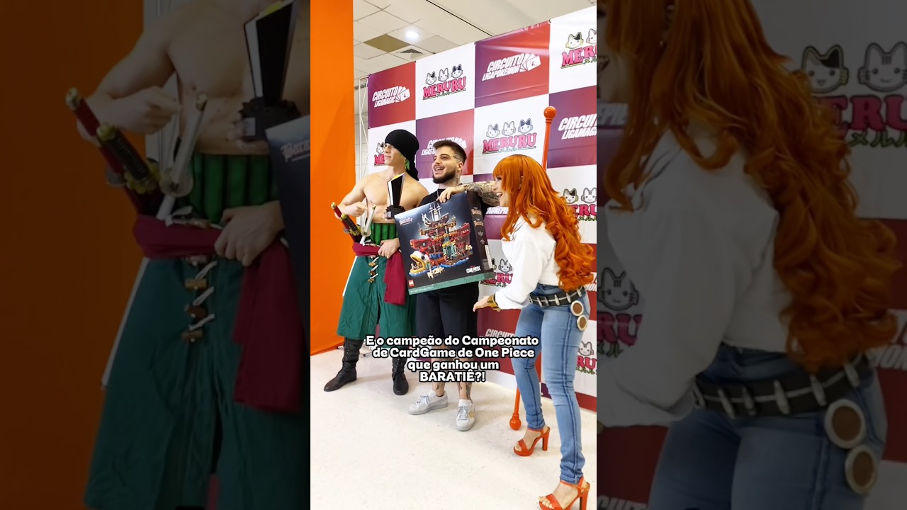 Zoro e Nami presenteando o campeão do campeonato de CardGame One Piece