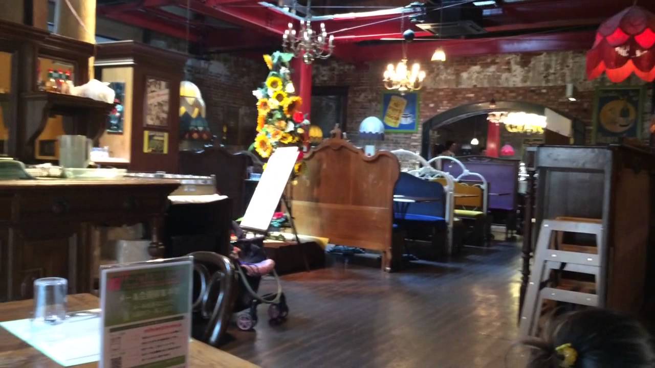Eating at the Old Spaghetti Factory in Japan YouTube