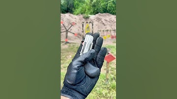 NAA Pug mini revolver