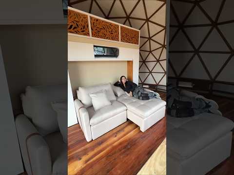 Sala-quarto do mezanino do Domo Geodésico.