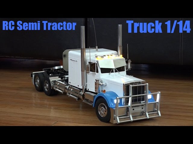RC Cars, Trucks and Tanks: Playing a 1:14 RC King Hauler Tractor
