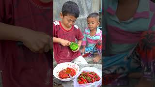 Bell Pepper Eating spicy chili #shorts