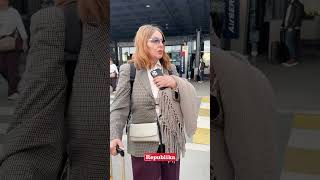 Uhvatili smo Anu Bekutu sa rancem na aerodromu: Sačekao je unuk #anabekuta #aerodrom