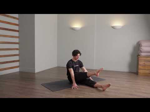 Stretch & Stability for Runners | Session 17/26 | Stretch & Stability with Coach Fraser from Runna
