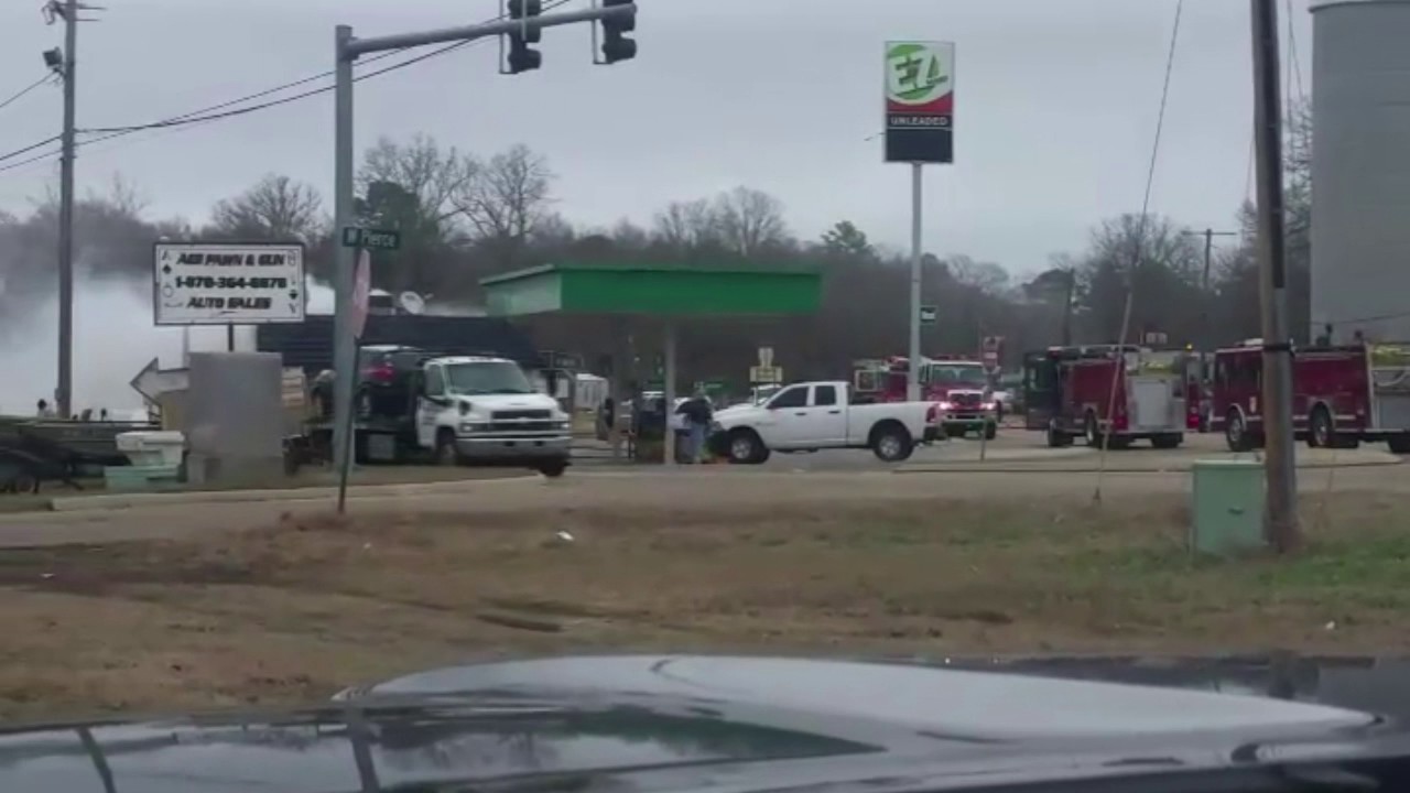 Ez Mart Fire In North Crossett Ark On 12/28/16 YouTube