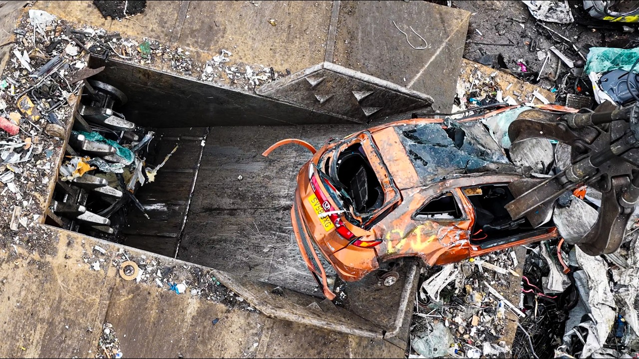 Pre Shredder Rips Cars & Scrap Metal Apart! Total Steel Carnage 💥🚘🚙 #shredder 