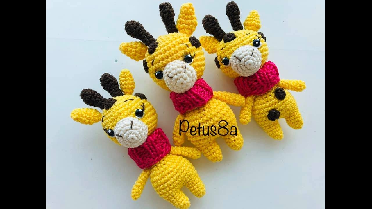 Jirafa amigurumi 12cm, amigurumis by Petus