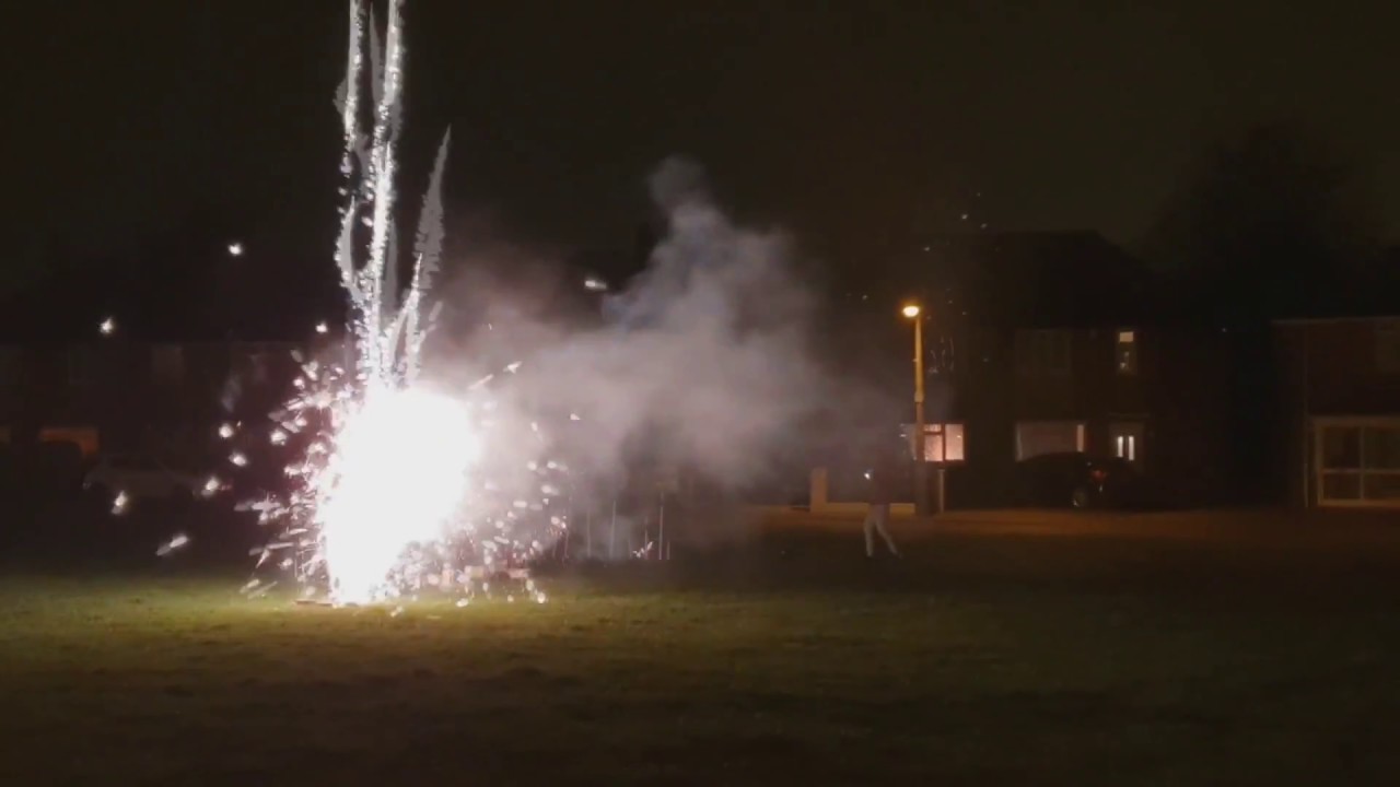 Halloween Party Fireworks 2018 (Dragonforce)