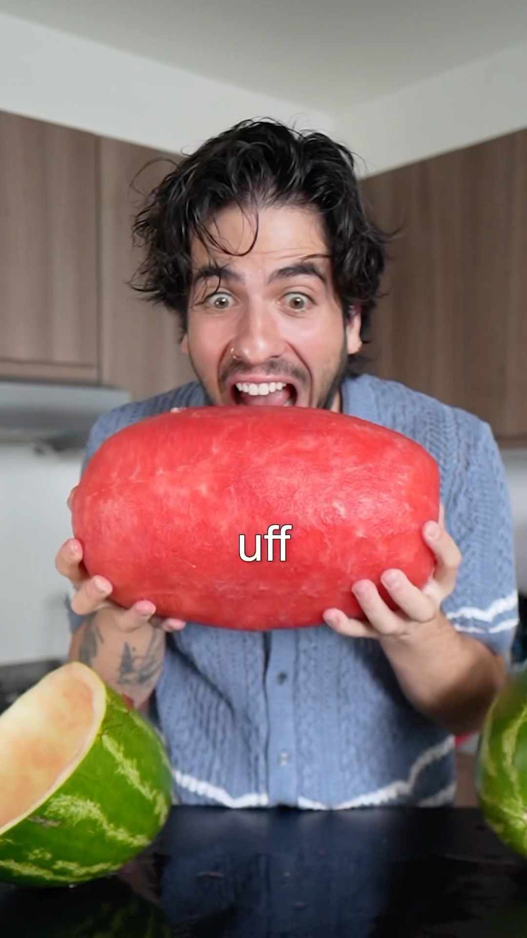 corté una sandía perfectamente.