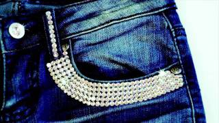 SWAROVSKI ELEMENTS - Holiday 2010