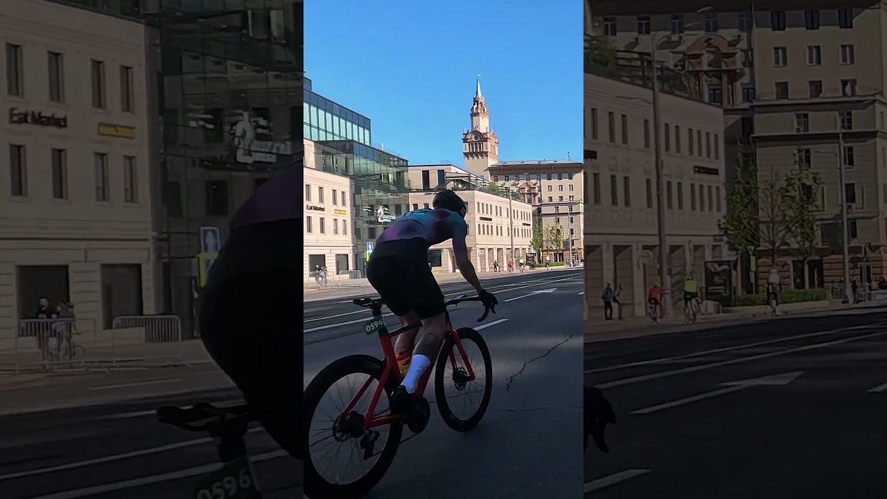 Как избежать завалов на шоссейной гонке? Подробнее в нашем новом видео. 