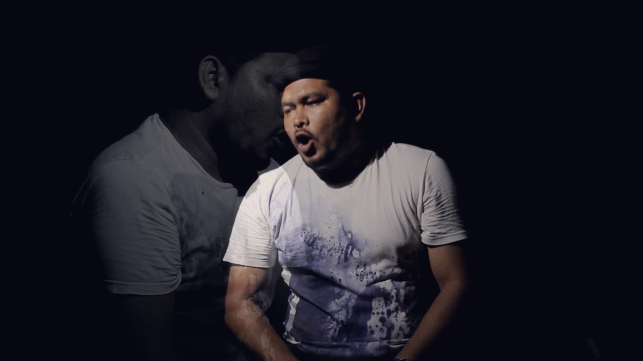 Nilanjona oi nil nil chokhe... by Methu Anwar