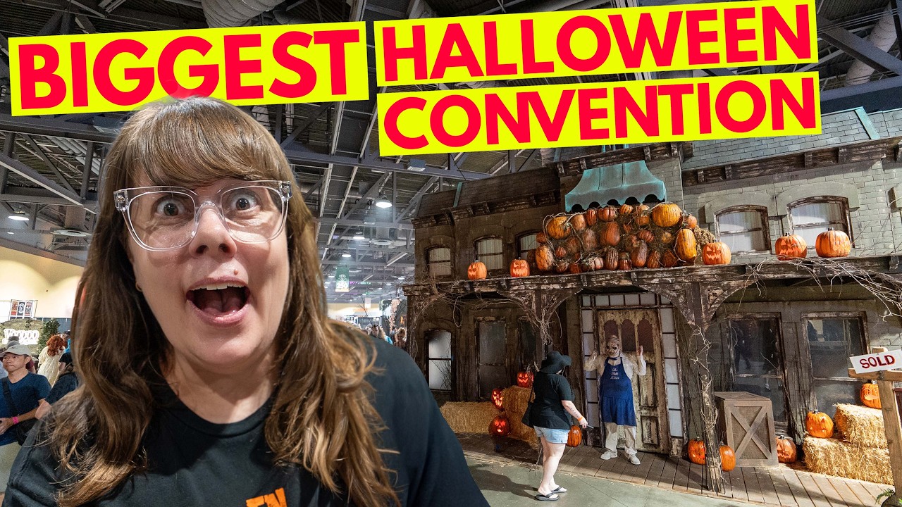 The Largest Halloween Convention In The World! 🎃 