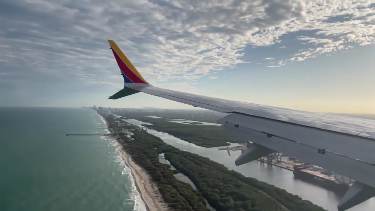 Southwest Boeing 737 MAX 8 landing in Fort Lauderdale | AUS-FLL