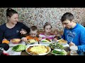 МУКБАНГ СКУМБРИЯ С КАРТОФЕЛЬНЫМ ПЮРЕ | MUKBANG MACKEREL WITH MASHED POTATOES #StepFamily #mukbang