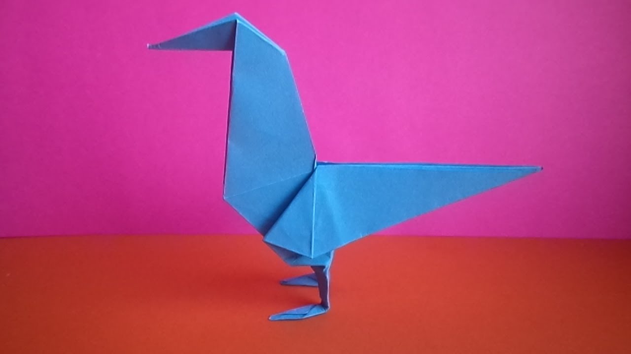 Большая птица оригами резиденция утренней росы. Оригами птица. Танцующие птички оригами. Танцующая птичка из бумаги оригами. Оригами ворона.
