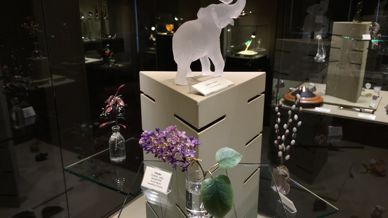 ANNA NOVA & Edelsteinmuseum