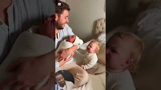 what kind of kissing problem is that? 😳 🤔 #jealous #babies/#familyhumor#laugh #funny