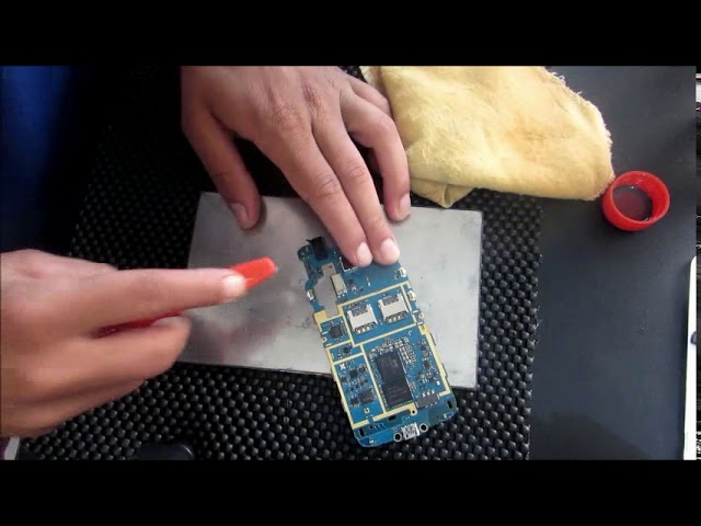 Caiu Acetona No Meu Celular O Que Fazer Como Remover Oxidacao Da Placa Do Celular Youtube