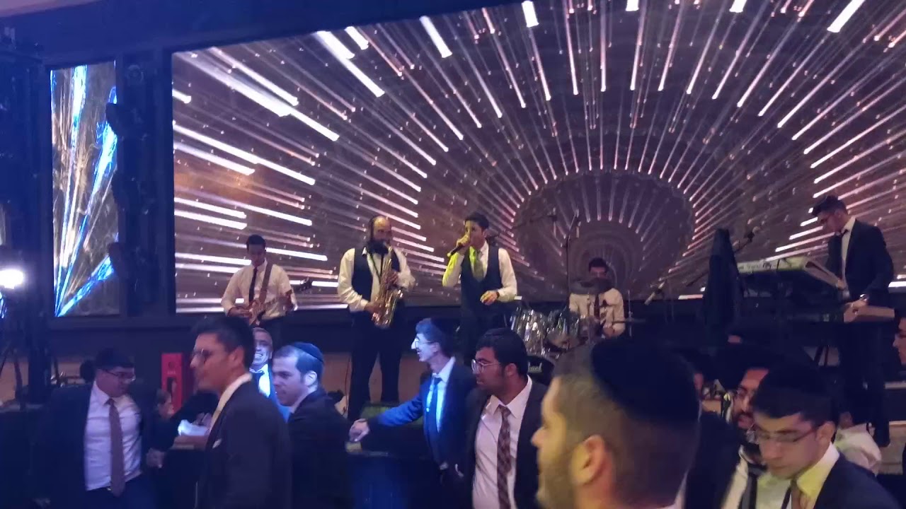 אלי קליין ותזמורתו - "לא יימלט"