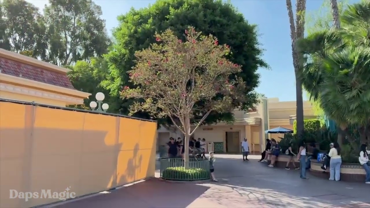 More Walls Go Up Around Ticket Booths in Disneyland Resort Esplanade   4K