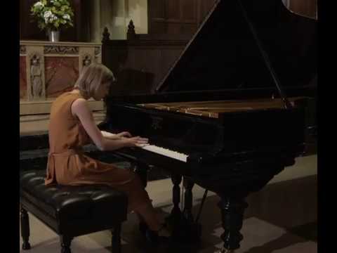 J.S.BACH COURANTE de Partita N2 en Do mineur BWV826/SVETLANA TELTSOVA piano