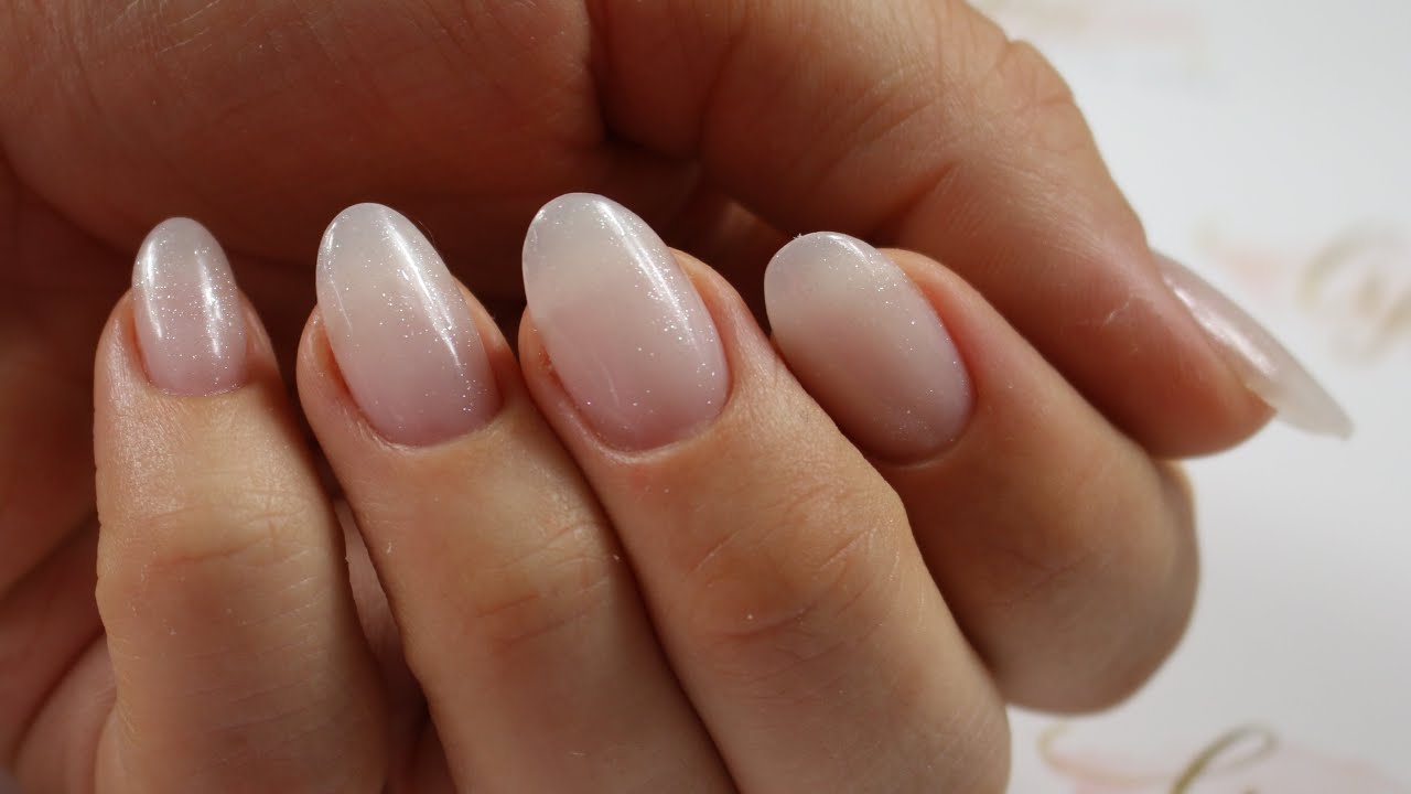 Schlichte Gelnägel mit Tips | Babyboomerfake