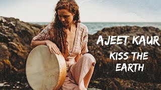 Video thumbnail of "Ajeet Kaur - Kiss the Earth - La Luna"