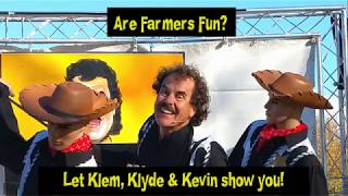 Crazy Farmer Puppets Dancing with a Maniac!