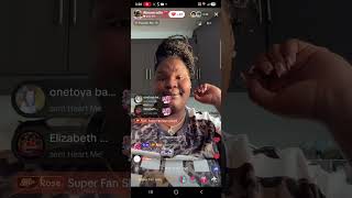 Rosalee letting the supporters know she dont care whatever chero wish to say she not looking 