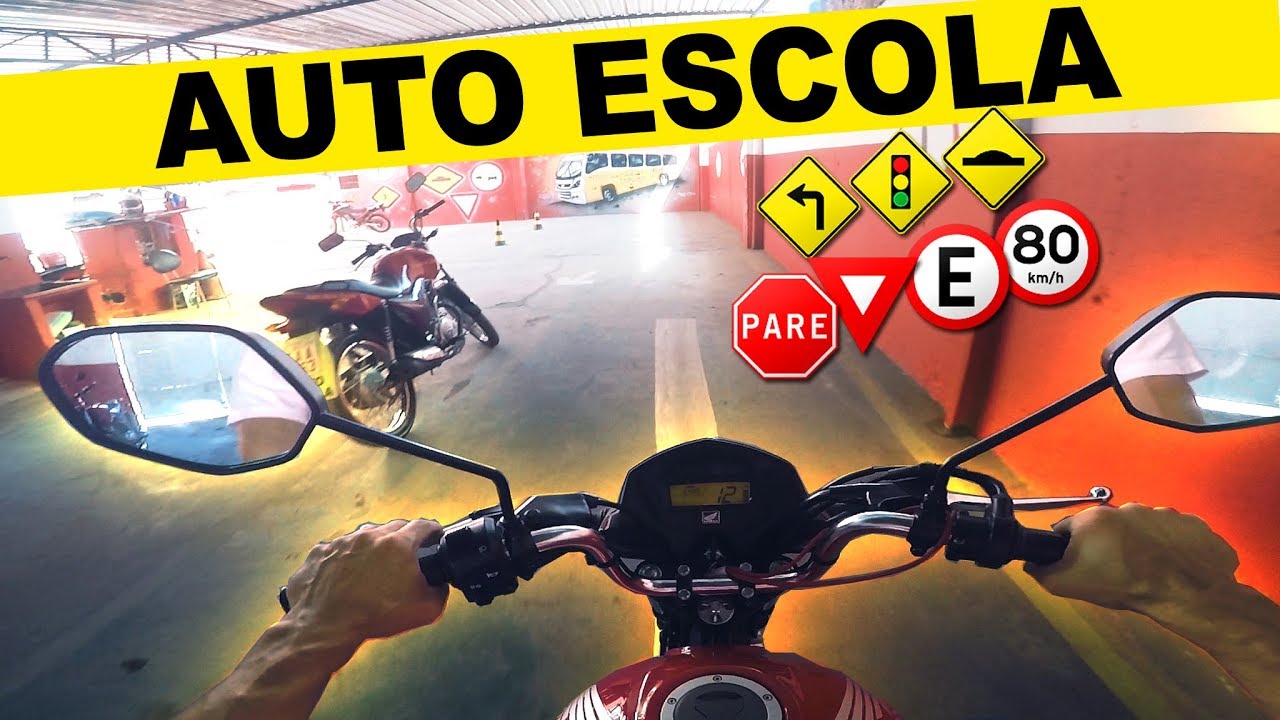 UM DIA NA AUTO ESCOLA - AULA DE MOTO - YouTube
