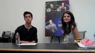 Http://www.shineon-media.com | http://www.twitter.com/shineonmedia
http://www.facebook.com/shineonmedia1 so-m chatted with david henrie &
selena gomez abou...