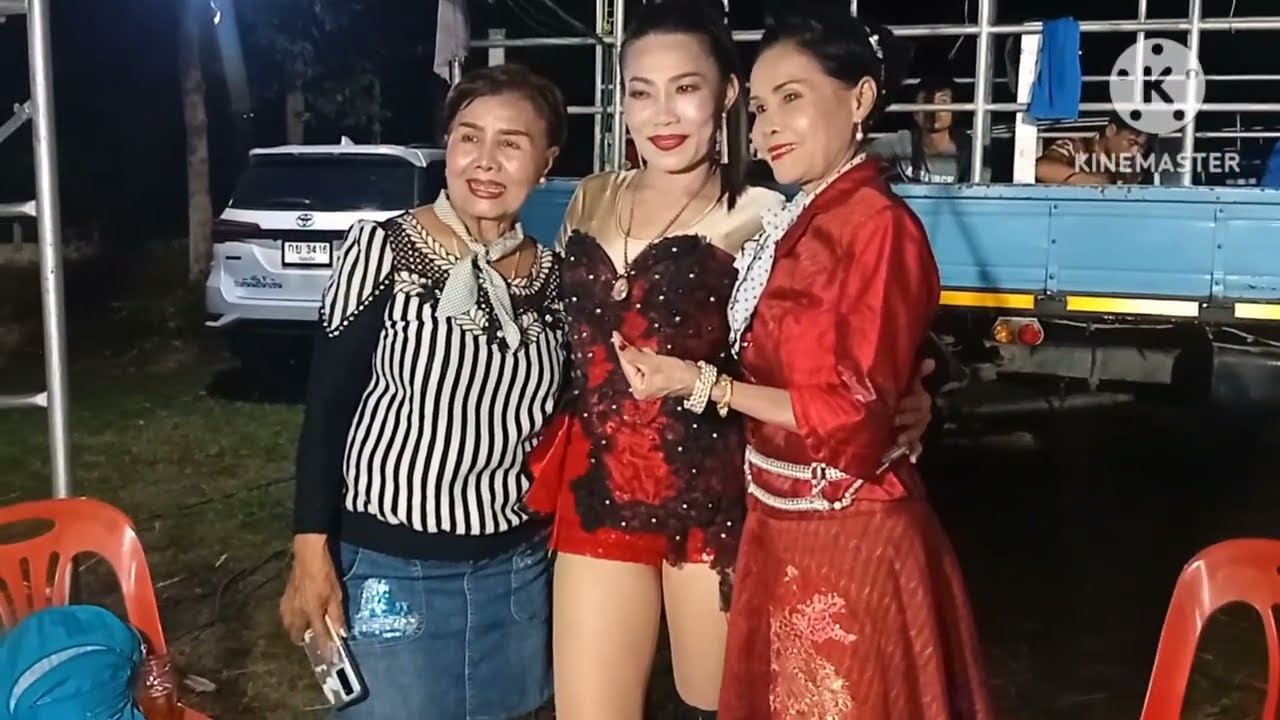 ผัวเขาคือเป้าหมาย แสดงสด ลำล่องเอาผัวไปปคืนย่า - อรสา แสงเพชร ที่ บ้านสร้างหมากแข้ง ปะอาว  จ.อุบลฯ