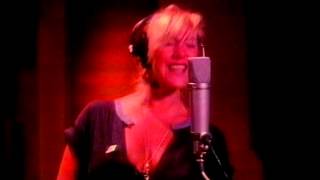 RENEE GEYER - I Can Feel The Fire (1982) chords