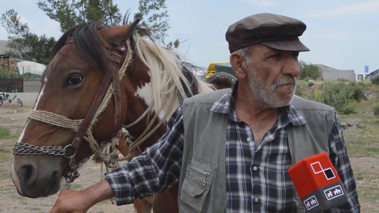 Ne pazar te baktive korce ne gjuhen rrome